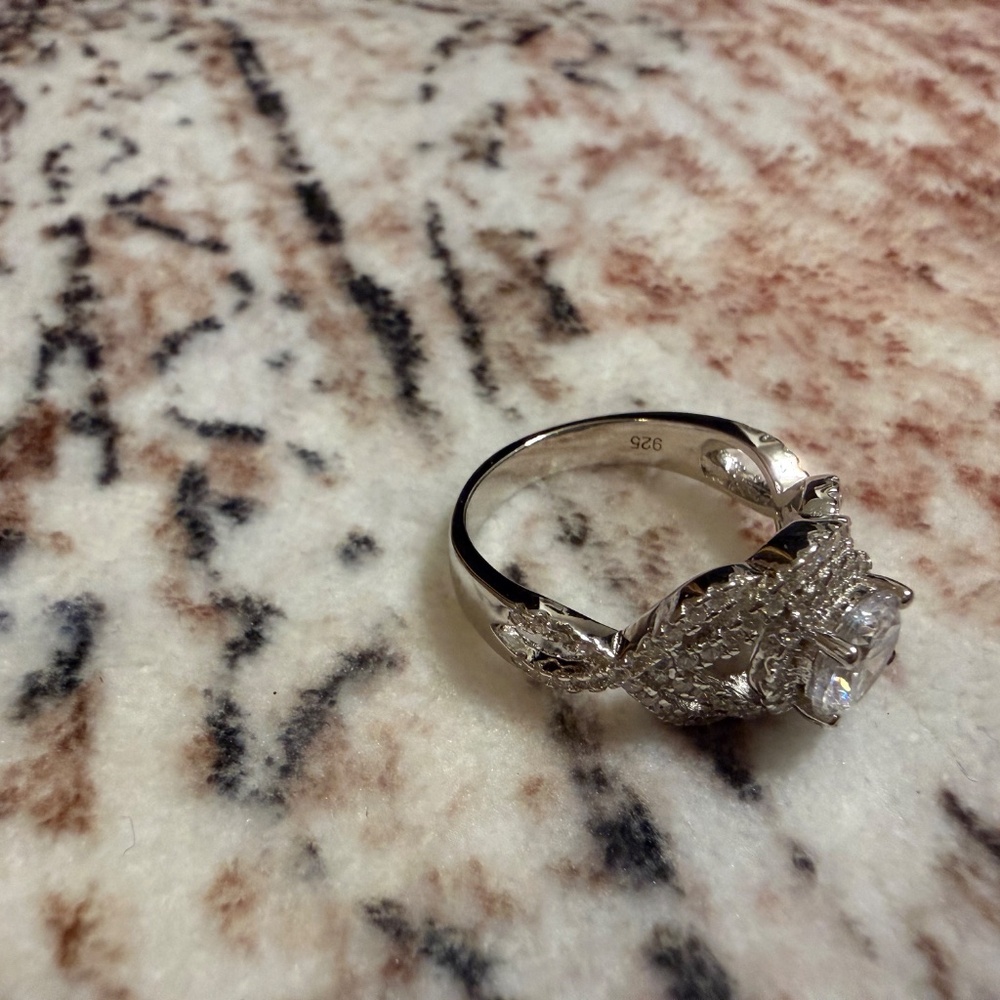 Infinity Style Ring - image 5